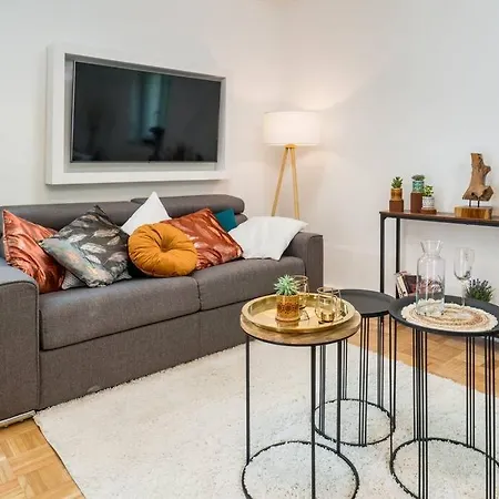Eg Rechts -wunderschone 80m² Grosse 3-zimmer Nahe Salzburg * Freilassing